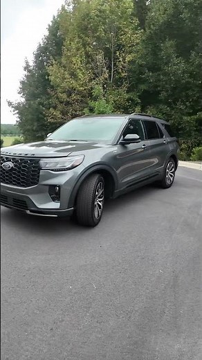 2026 Ford Explorer ST Line! A 3 Row SUV for $45K!!