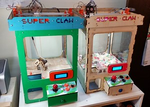 Try to grab some candy with this Arduino claw machine | Arduino Blog